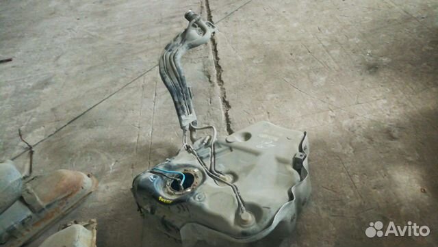 Топливный бак Golf 5 Jetta 5