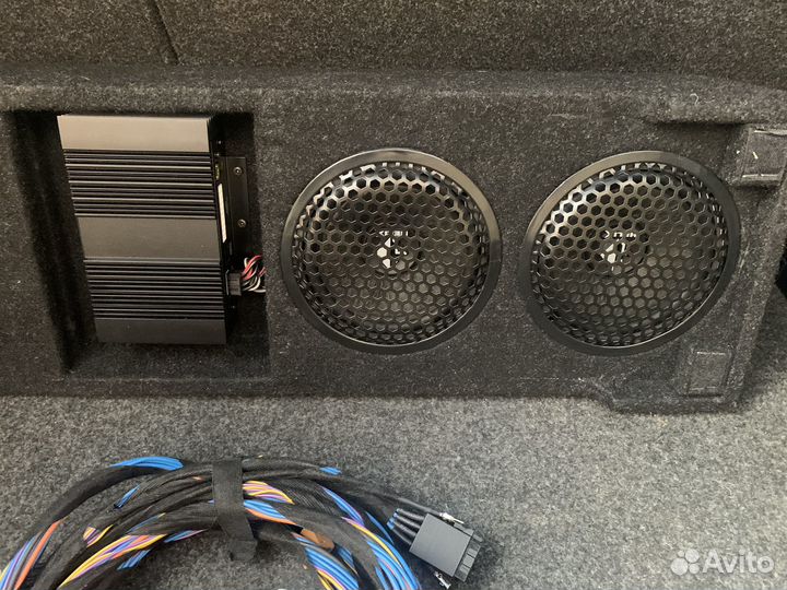 Ориг. Акустическая система VAG helix plug & play