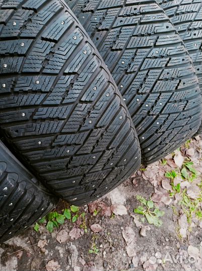 Goodyear Ultragrip Ice Arctic 225/50 R17