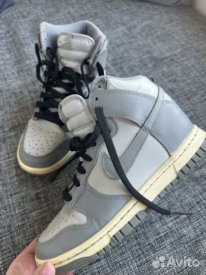 Кроссовки Nike dunk high в идеальном состоянии