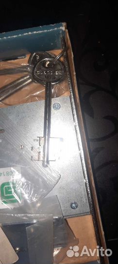 Замок врезной