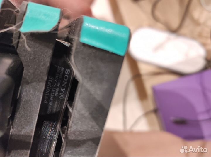 Sony ps4 pro 1tb прошитая + 2 геймпада