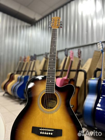 Акустическая гитара