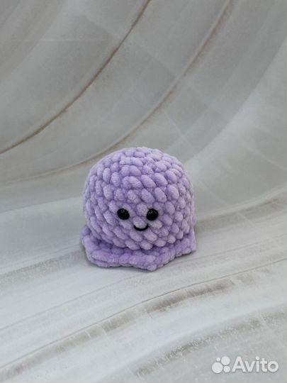 Осьминог амигуруми вязаная игрушка