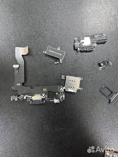 iPhone 12 разбор