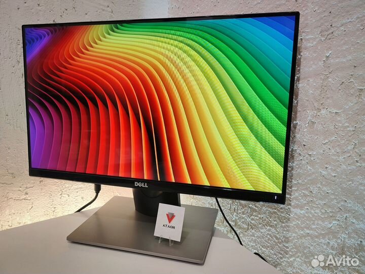 Монитор Dell 22 дюйма безрамочный ips с колонками