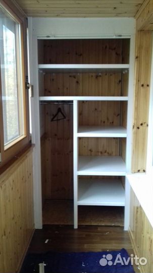 Шкаф с рольставнями на балкон на заказ