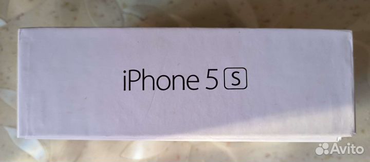 Коробка от iPhone 5s