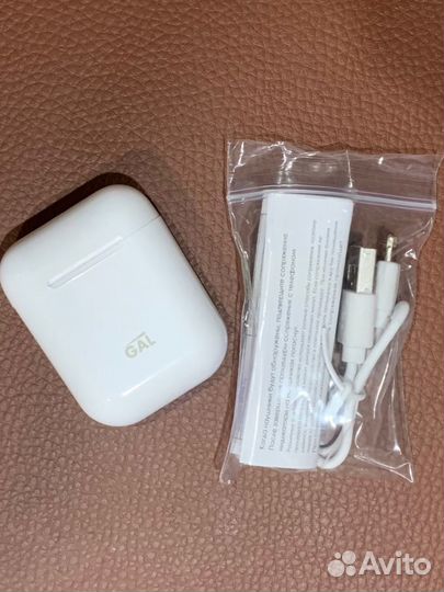 Беспроводные наушники новые