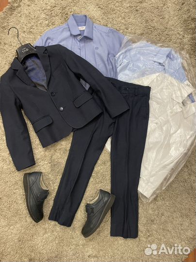 Школьный костюм