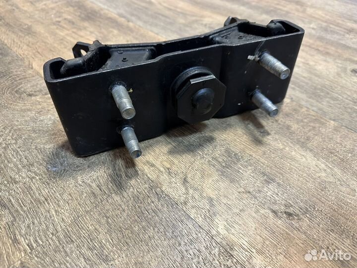 Mitsubishi pajero sport 3 опора кпп