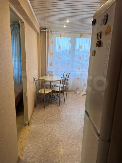 2-к. квартира, 50 м², 6/9 эт.