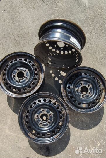 Диски r 15 штампованные 5 114.3