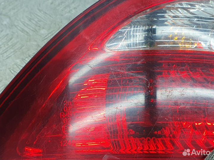 Фонарь задний левый Iran Khodro Samand 1.8 2009