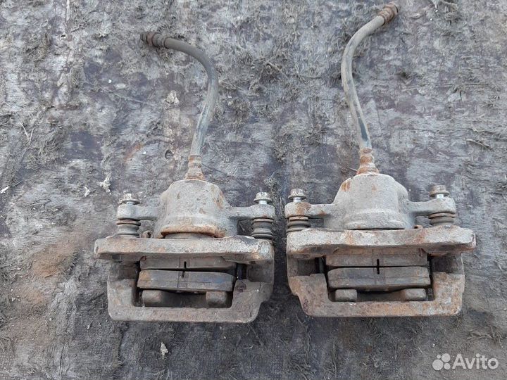 Супорт задний тормозной Хендай Соната 4 EF в сборе