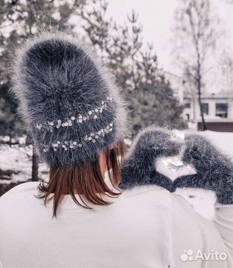 Шапка и варежки из ангоры (италия пряжа)