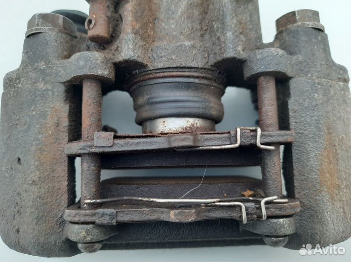 Суппорт задний правый Chery Tiggo T11