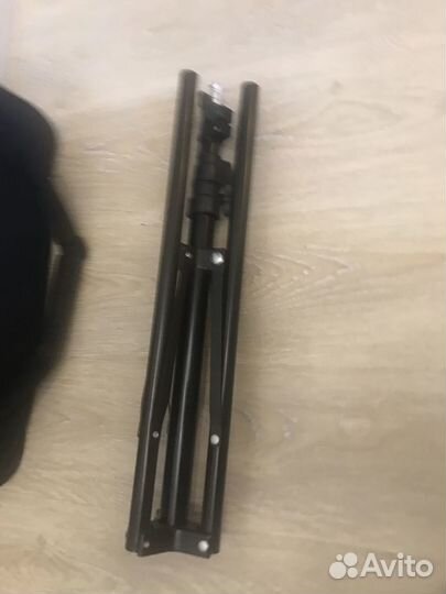 Кольцевая лампа 45 см со штативом