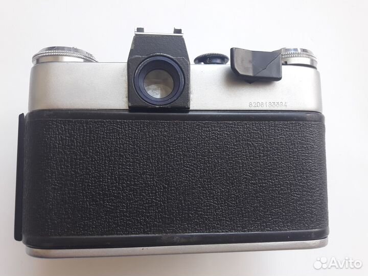 Фотоаппараты Зенит и Зоркий