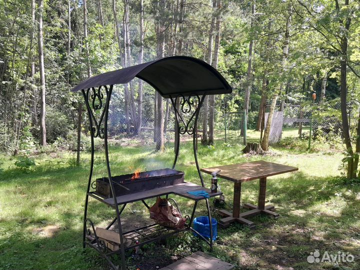 Аренда беседки с мангалом у воды