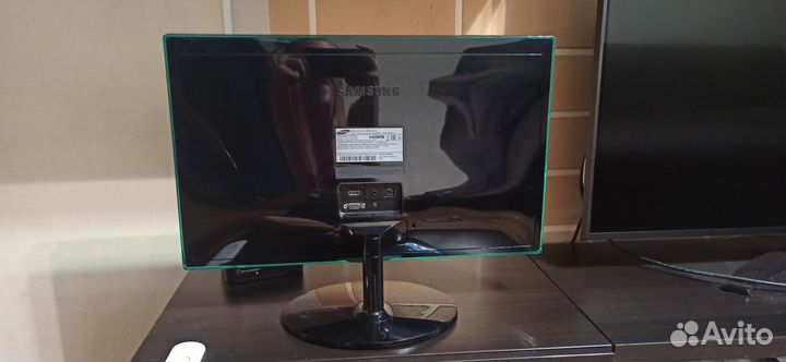 Монитор samsung S22D390Q