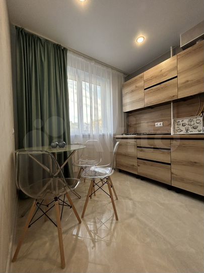 2-к. квартира, 43 м², 4/5 эт.