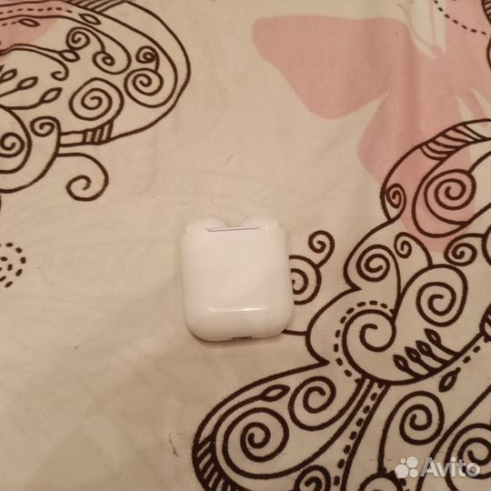 Беспроводные наушники airpods не оригинальный