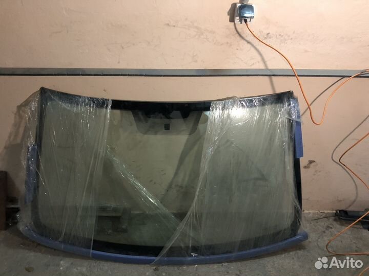 Лобовое стекло Renault Duster