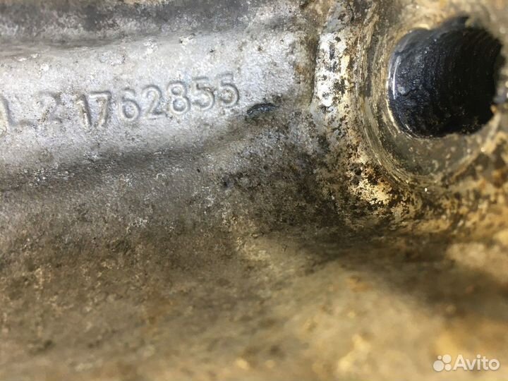 Кронштейн торсиона кабины левый