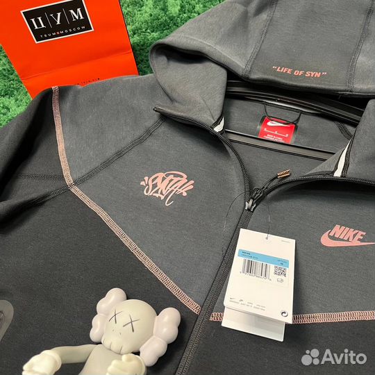 Зип худи Nike tech fleece syna world
