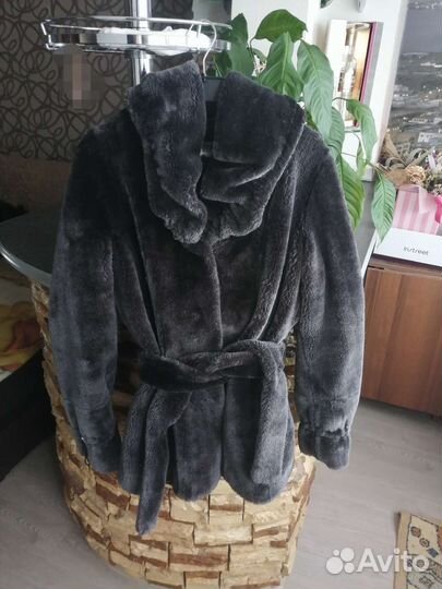 Шуба из искусственного меха