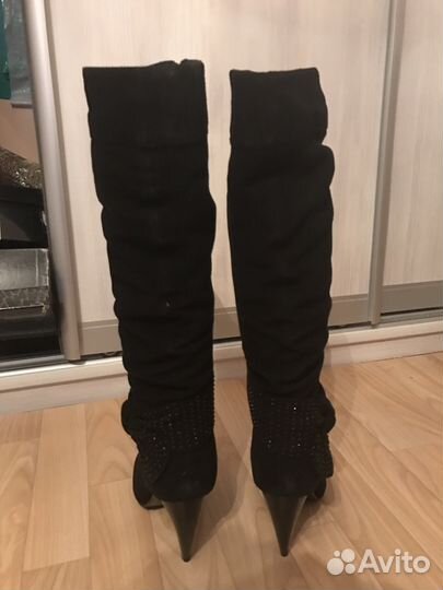 Замшевые сапоги