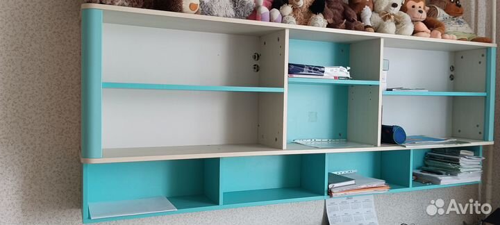 Кровать, надстройка стола, секция навесная