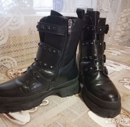 Ботинки зимние женские 40 р