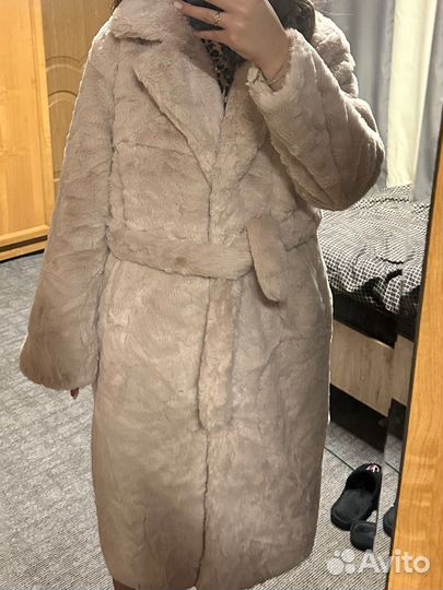 Шуба бежевая
