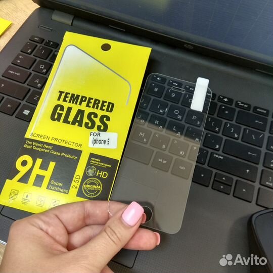 Защитное стекло для iPhone 5