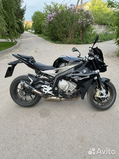 BMW S1000r