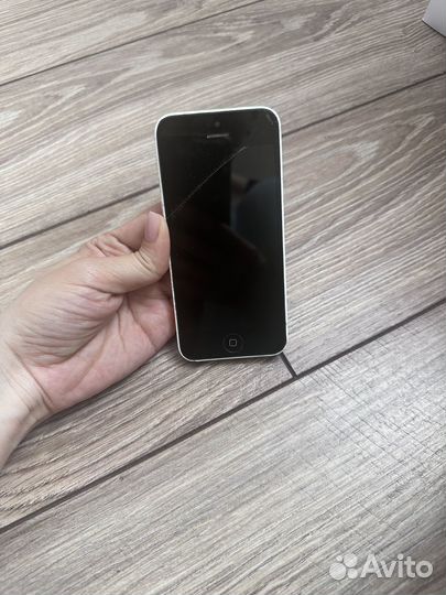 iPhone 5C, 8 ГБ