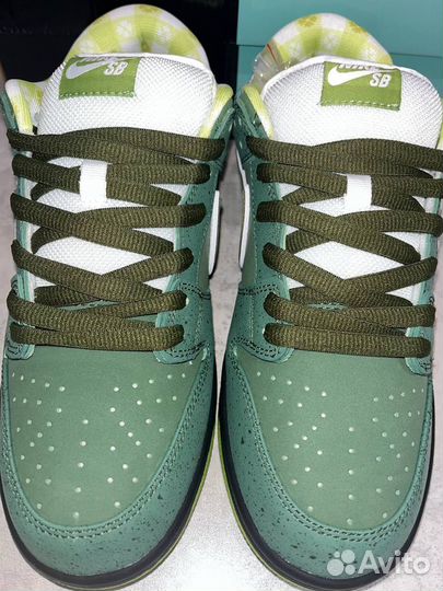 Nike SB Dunk Low Green Lobster