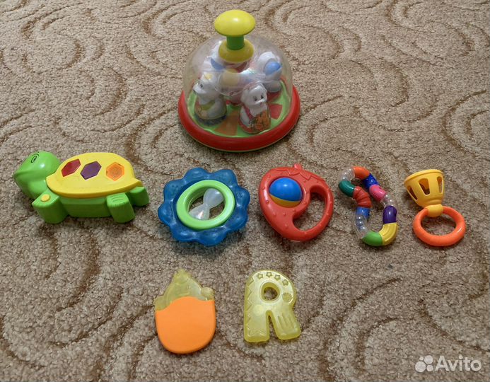 Развивающие игрушки,погремушки,грызунки