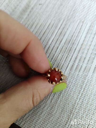 Кольцо с сердоликом