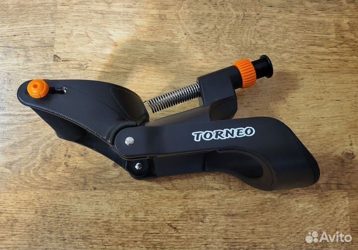 Тренажер для предплечий Torneo Arm Wrestler