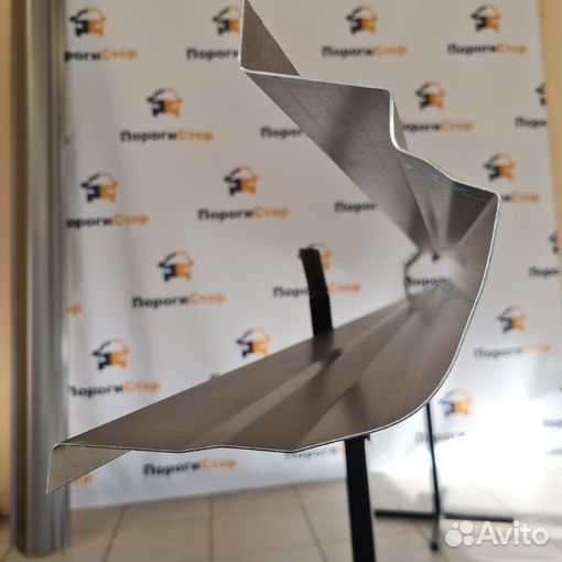 Ремонтные пороги Ford Escape кузовные правый