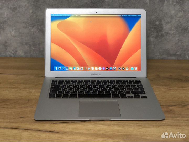 Почти как новый Apple MacBook Air 13 Core i5