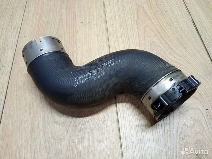 Патрубок интеркулера Mercedes W639 Viano рестайл