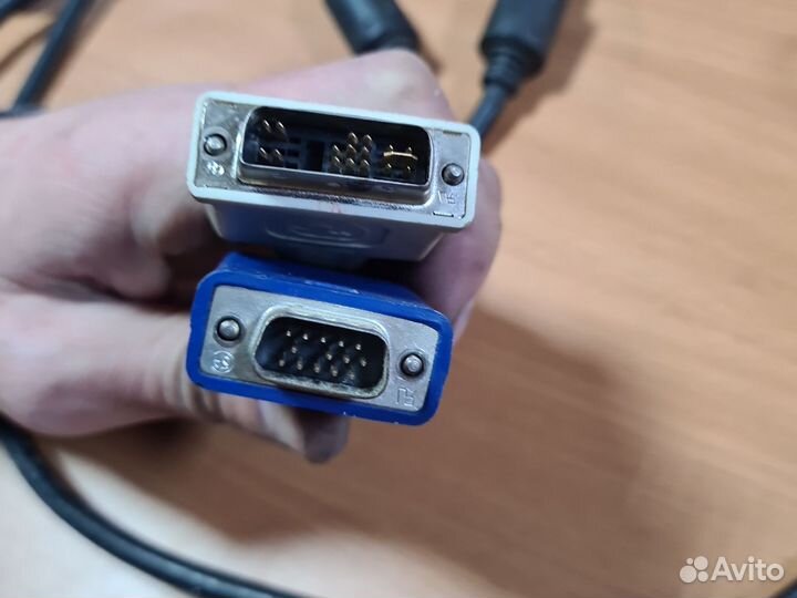 Кабель для компьютера