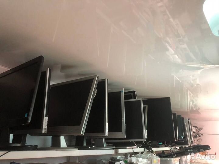 Большой ассортимент мониторов