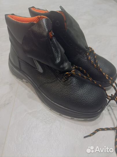 Ботинки демисезонные