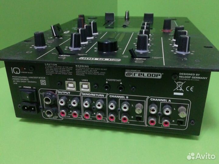 DJ микшер Reloop IQ2+USB