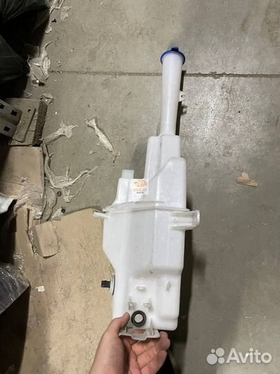 Бачок омывателя Hyundai Santa Fe 4 TM (2018-2022)